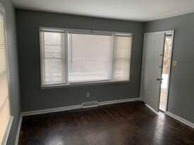 Building Photo - 470 Anniston Dr
