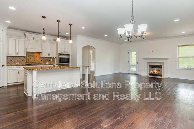 Building Photo - 76 Molly Bright Ln