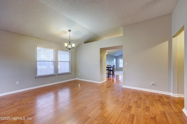 Building Photo - 3382 Chapel Ct