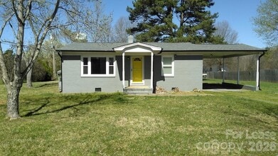 Building Photo - 408 W Sandy Ridge Rd