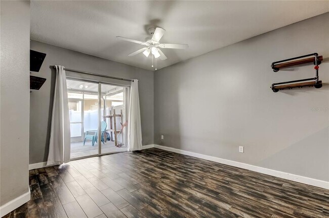 Building Photo - 3421 Santa Rita Ln