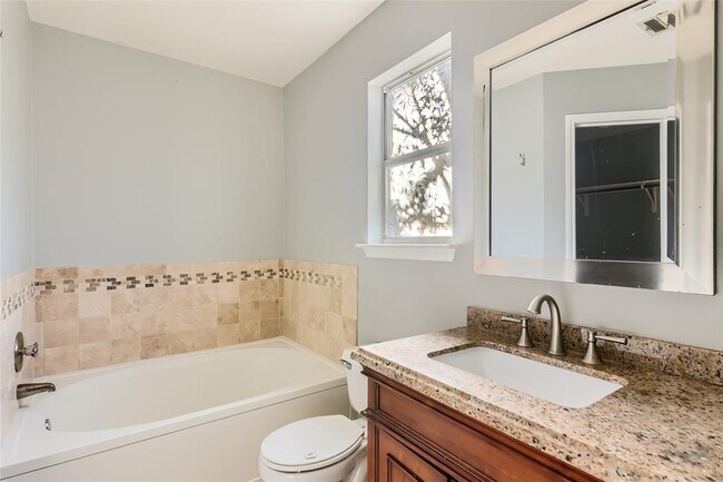 Building Photo - 3104 Jubilee Trail