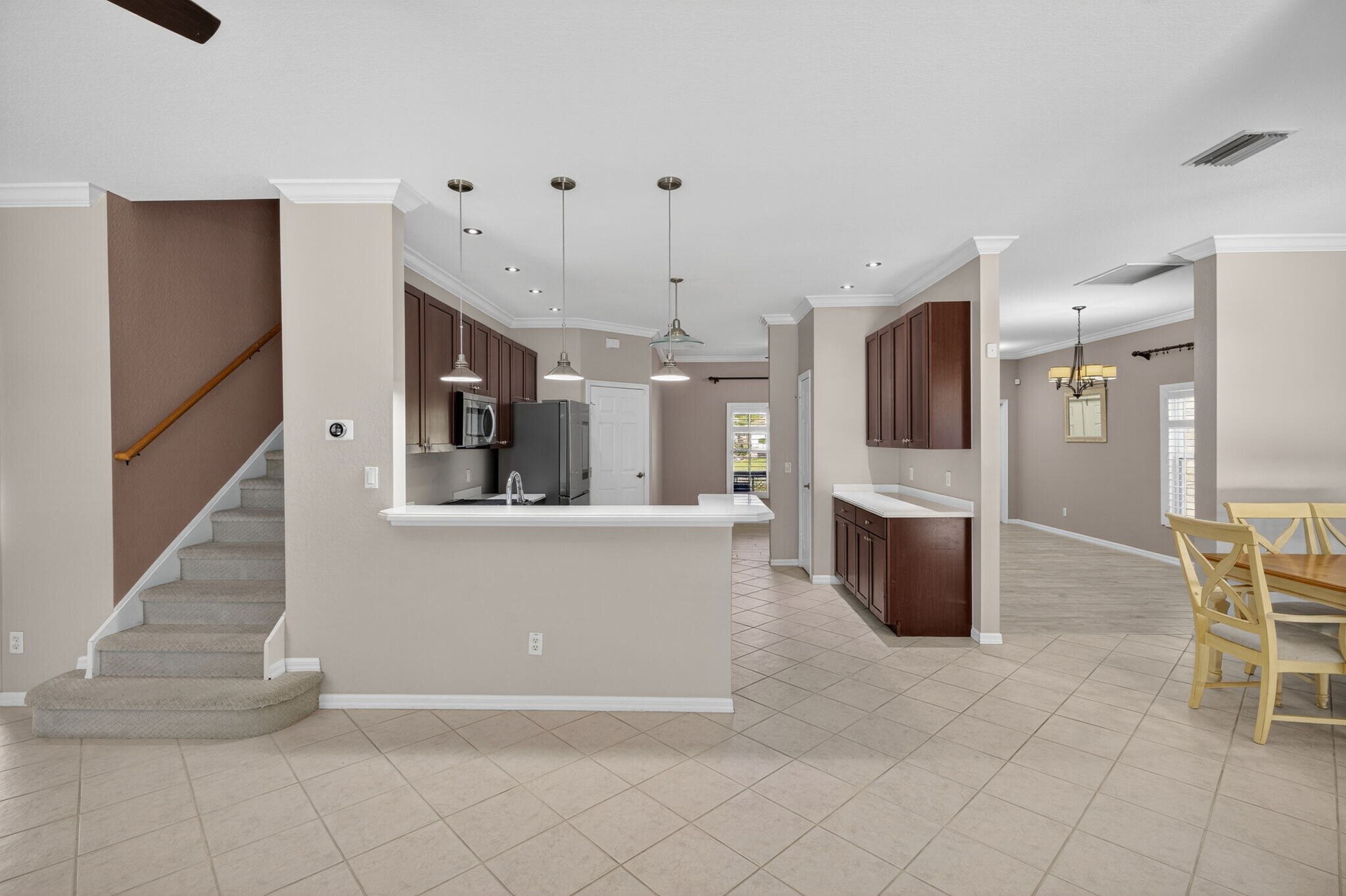 Building Photo - 8250 Silver Birch Way