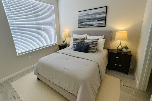 Building Photo - 6735 Willow View Ave