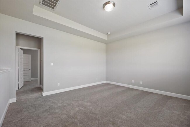 Building Photo - 104 Chinaberry Bnd