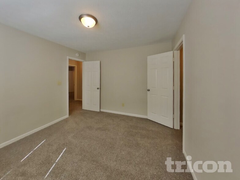 Building Photo - 7396 Autumn Ct