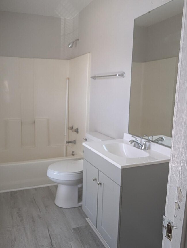 Building Photo - 6319 Richfield Ln