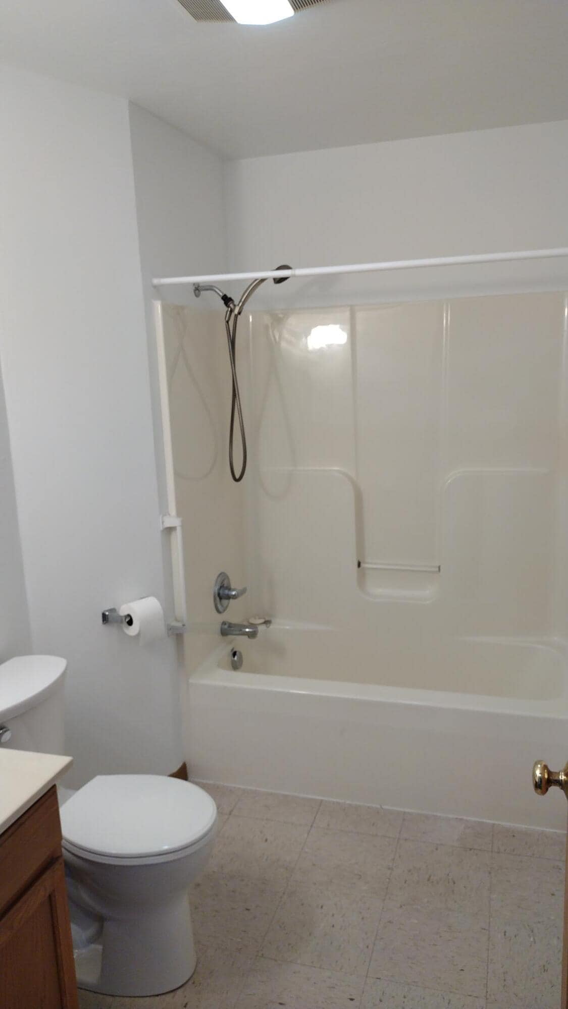 Bathroom - 900 Forest St
