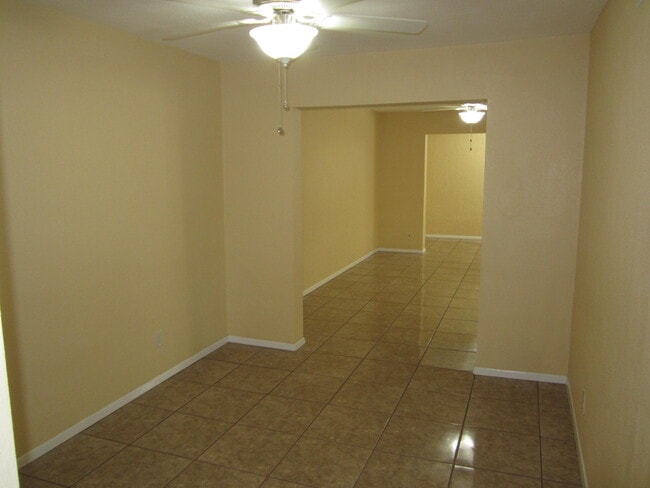 Building Photo - 215 Mulberry Ave