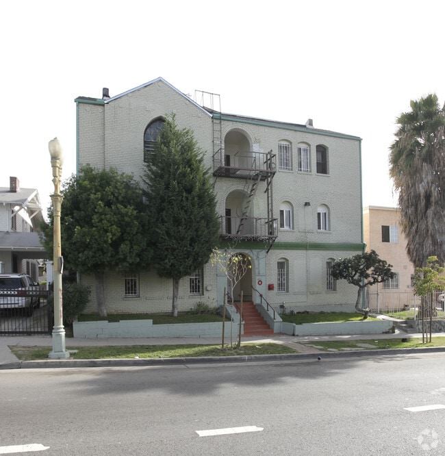 Building Photo - 142 N Rampart Blvd