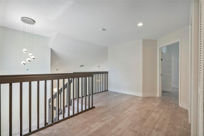 Building Photo - 7701 NW 61st Terrace