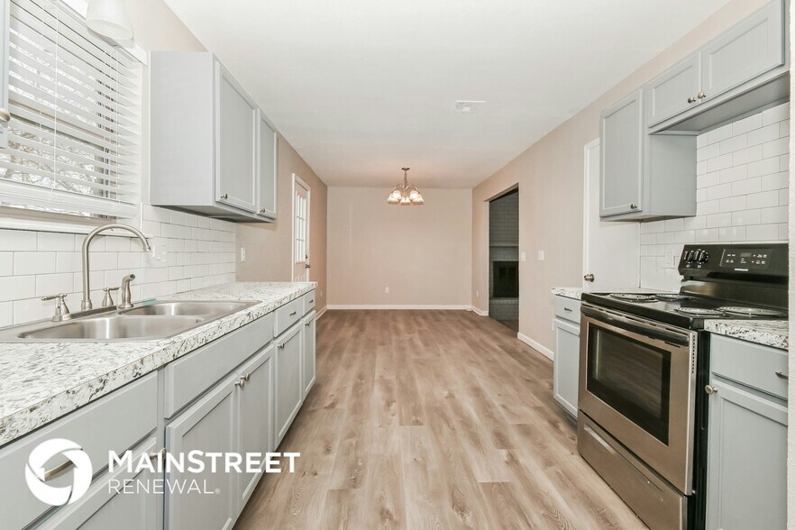 Building Photo - 412 S Morgan Dr