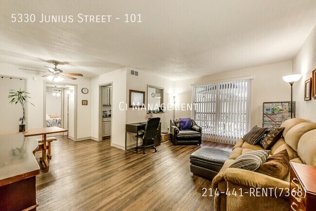 Building Photo - 5330 Junius St