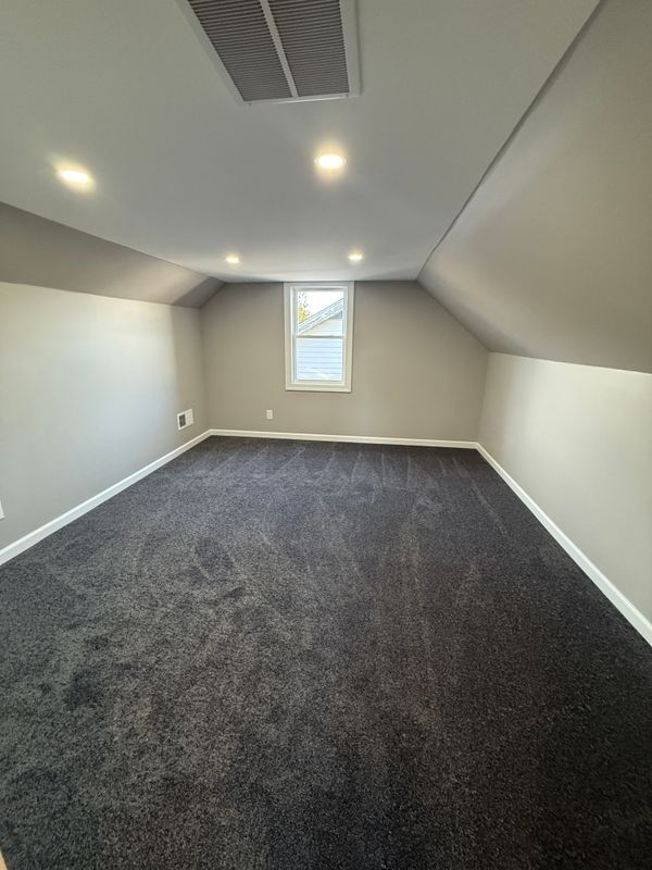 Building Photo - 518 Tatum St