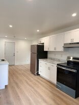 Building Photo - 33 Main St