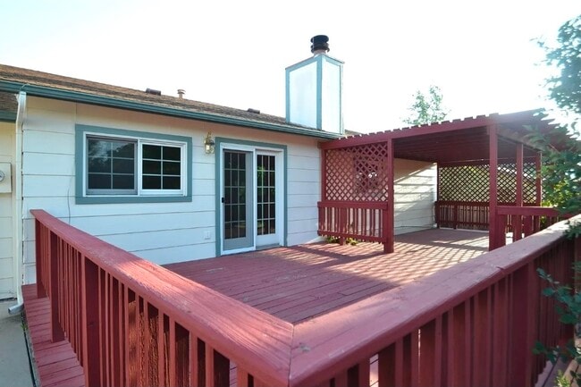 Building Photo - 7930 Conifer Dr