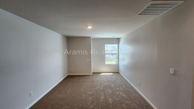 Building Photo - 7670 Demeter Dr