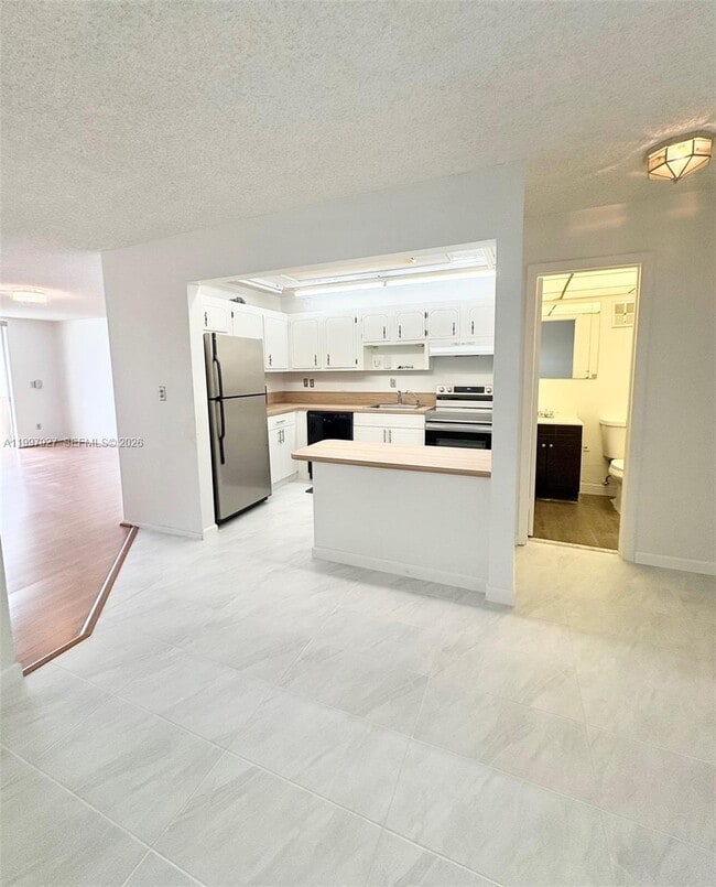 Building Photo - 7300 NW 17th St