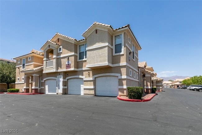 Building Photo - 5855 Valley Dr