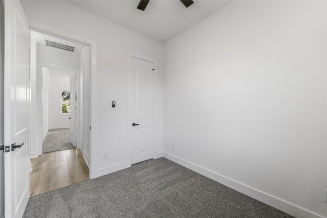 Building Photo - 2548 Walcott Ln