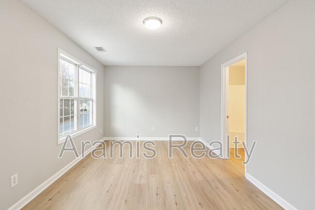 Building Photo - 129 Prospect Path