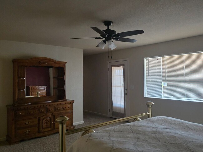 Building Photo - 3671 Sandstone Dr