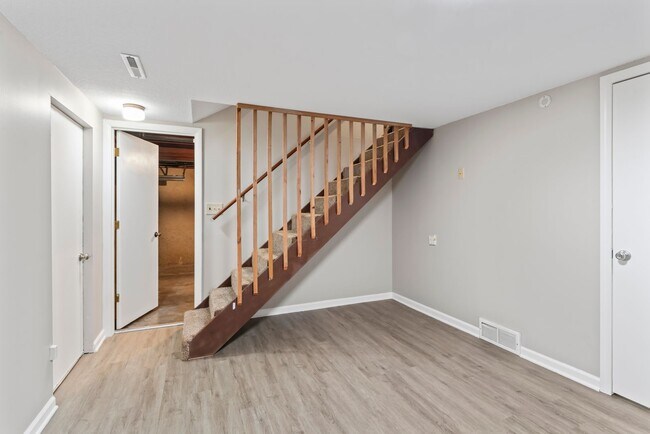 Building Photo - Modern Comfort in Independence, MO – 3-Bedroom Duplex! $1295.00