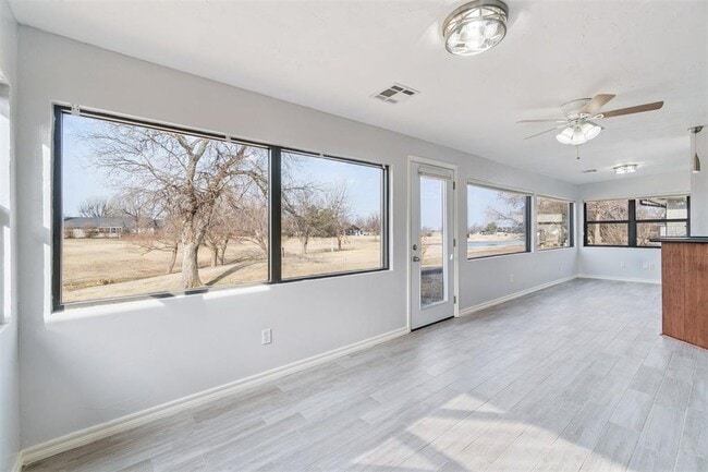 Building Photo - 11805 Ashford Dr