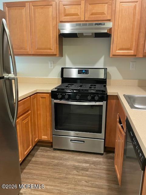 Building Photo - 16 Lake Ave