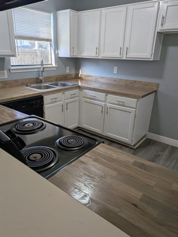 Building Photo - 205 Ironbark Dr