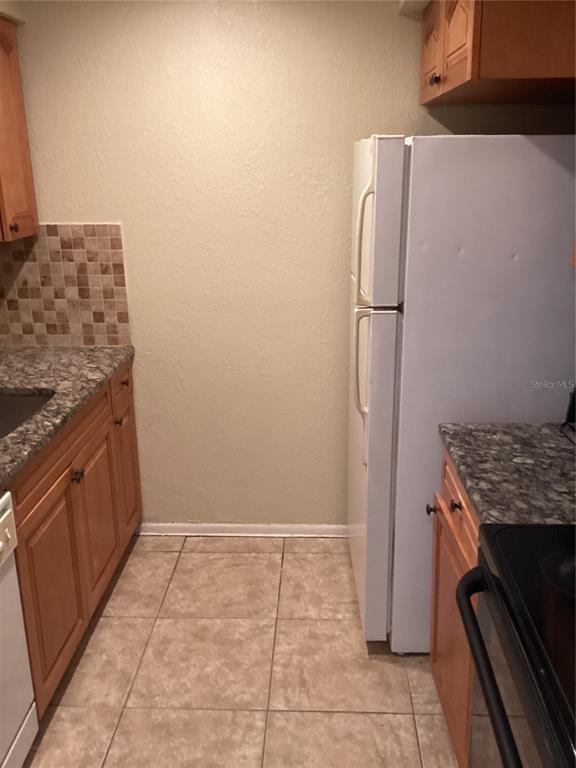 Building Photo - 14321 Hanging Moss Cir