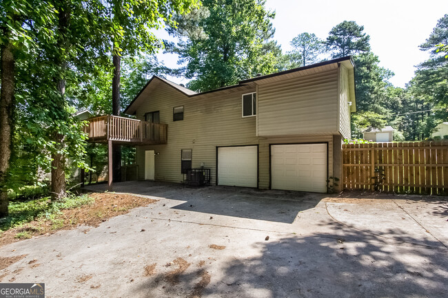 Building Photo - 4071 Chimney Ridge Way