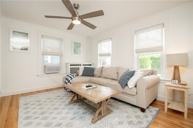 Building Photo - 33 Slocum St