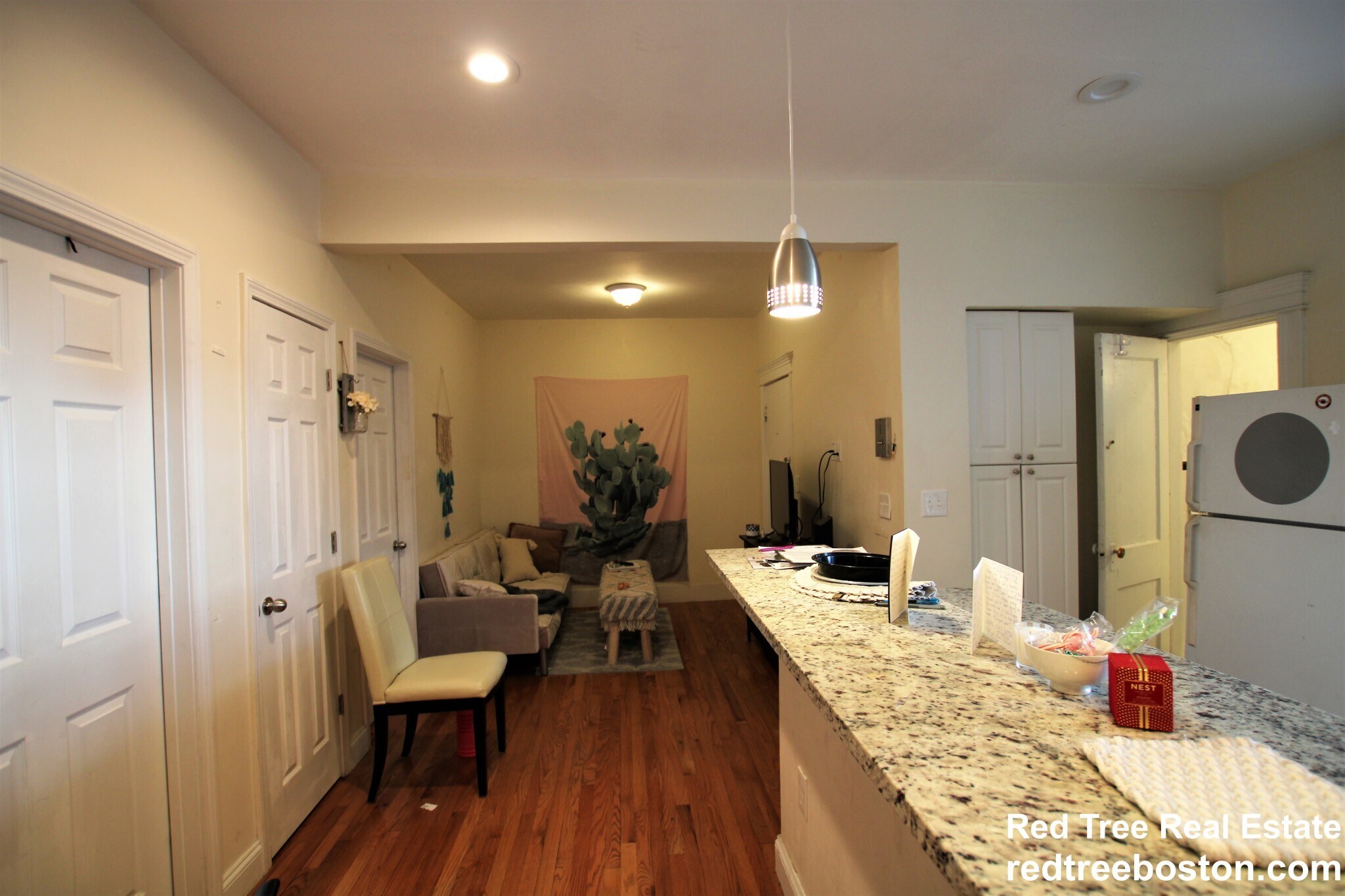 Building Photo - 1868 Commonwealth Ave