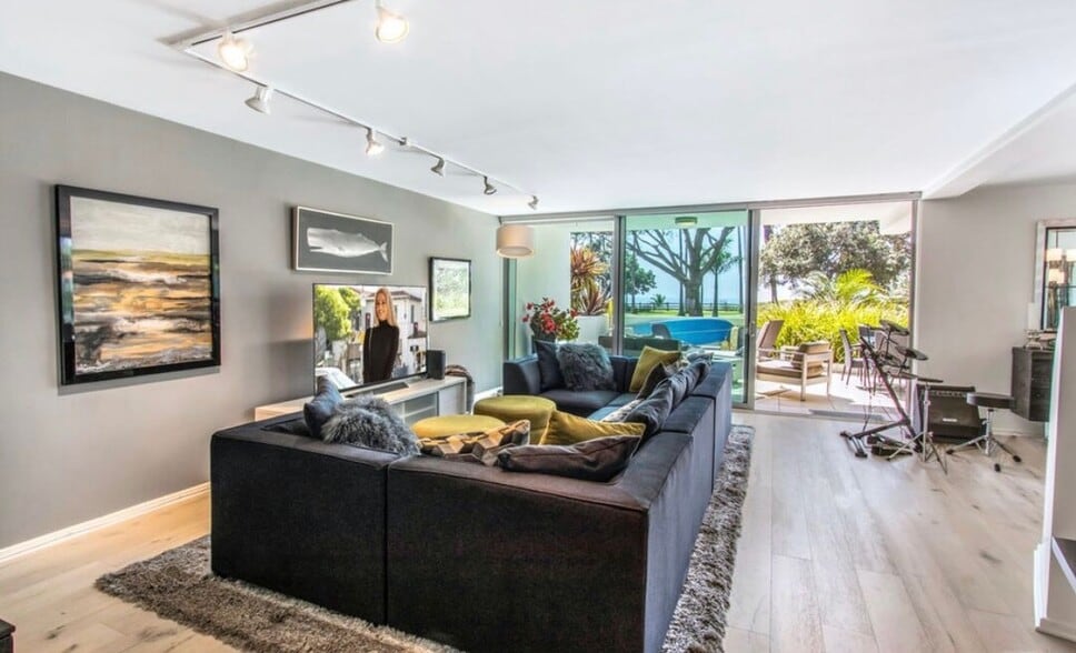 Building Photo - 535 Ocean Ave