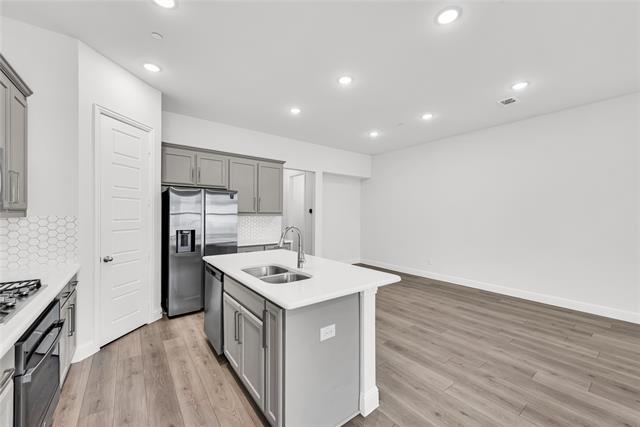 Building Photo - 4717 Piedras Lanzar Dr