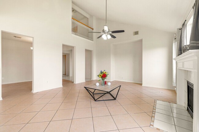 Building Photo - 20307 Wild Berry Dr