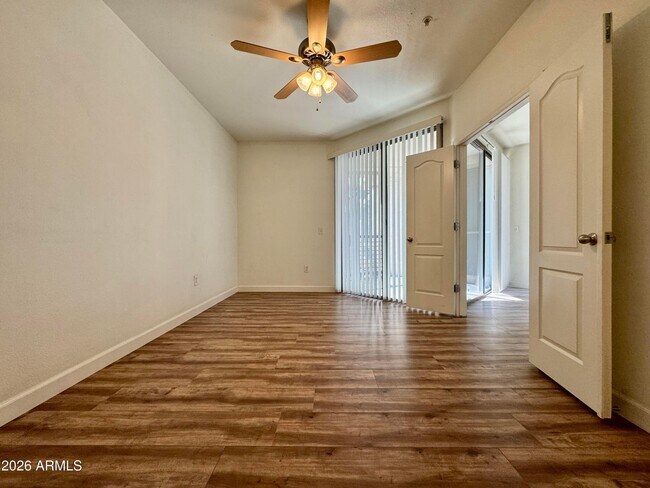 Building Photo - 1701 E Colter St