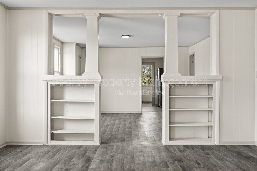 Building Photo - 1601 Arlington Ave