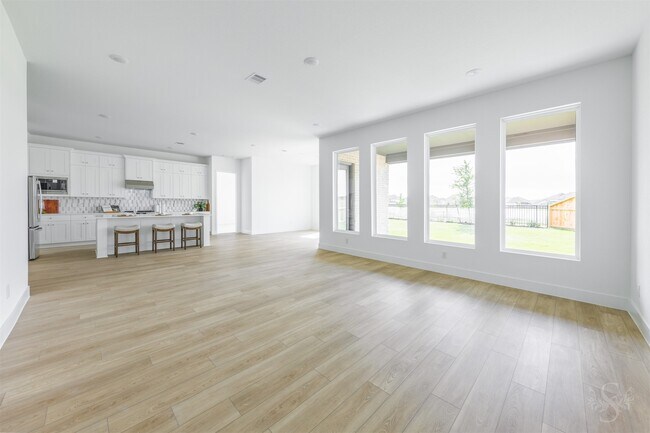 Building Photo - 31607 Brown Fern Dr