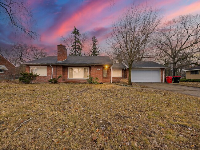 Primary Photo - Welcome to this charming single-family ran...