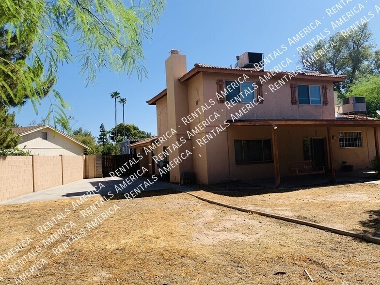 Building Photo - 2723 S Estrella Cir