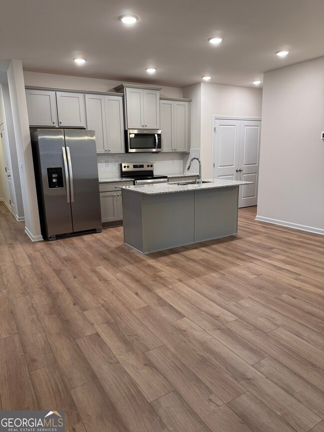 Building Photo - 29 Huntley Trce