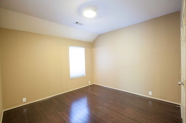 Building Photo - 11544 Blackhawk Dr