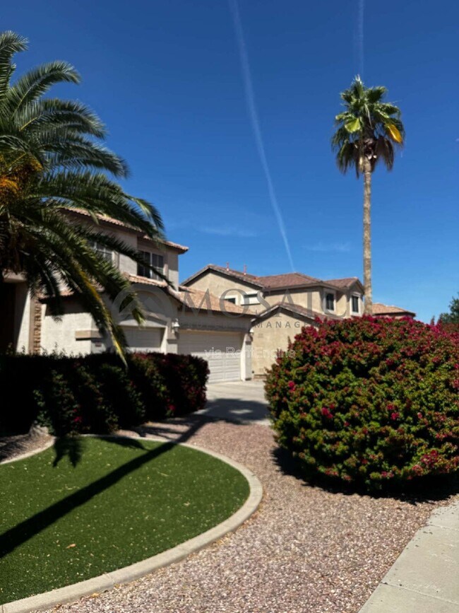 Building Photo - 3356 E Mayberry Ave