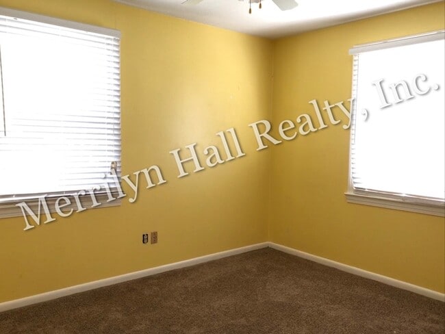 Building Photo - 2130 Morninglo Ln