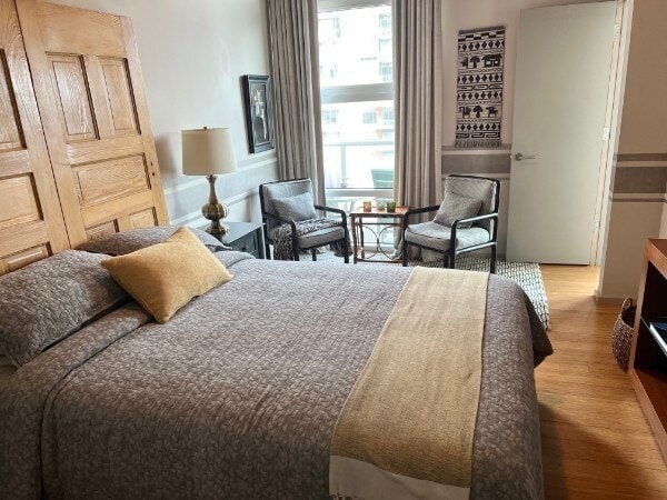 Building Photo - 700 12th Ave S