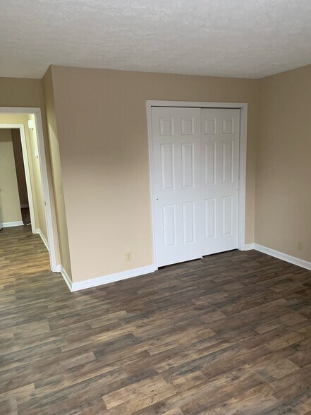 Building Photo - 3746 Chamberlain Ct