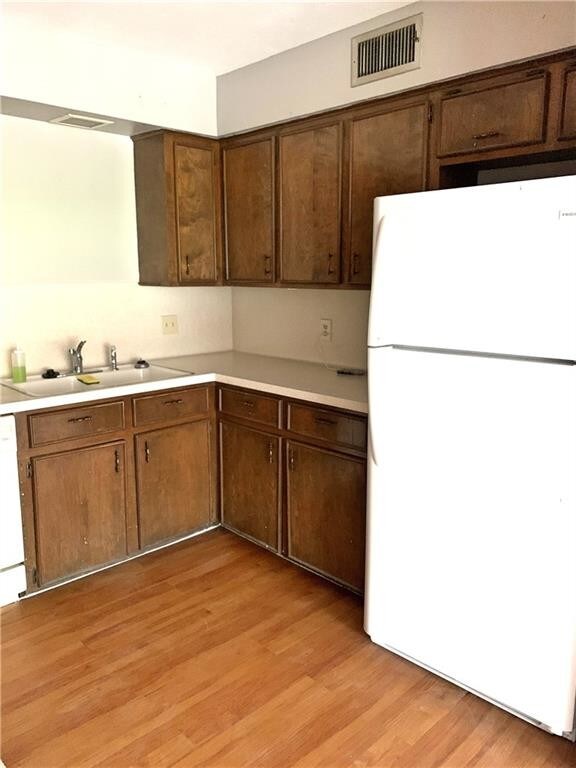 Building Photo - 5057 Wingfoot Ln