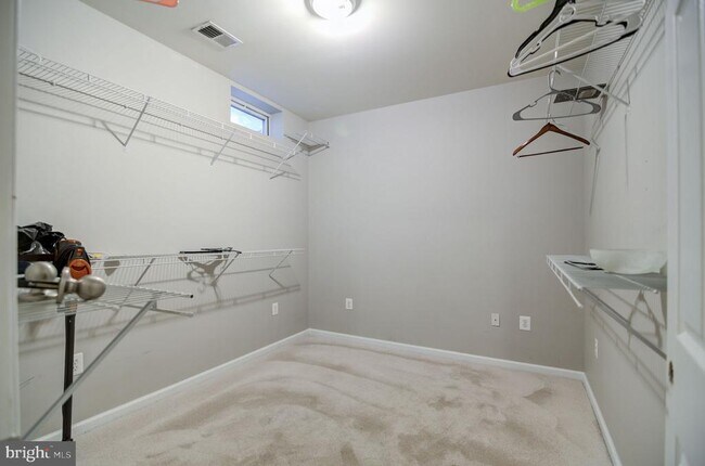 Building Photo - 3401 Eagle Ridge Dr